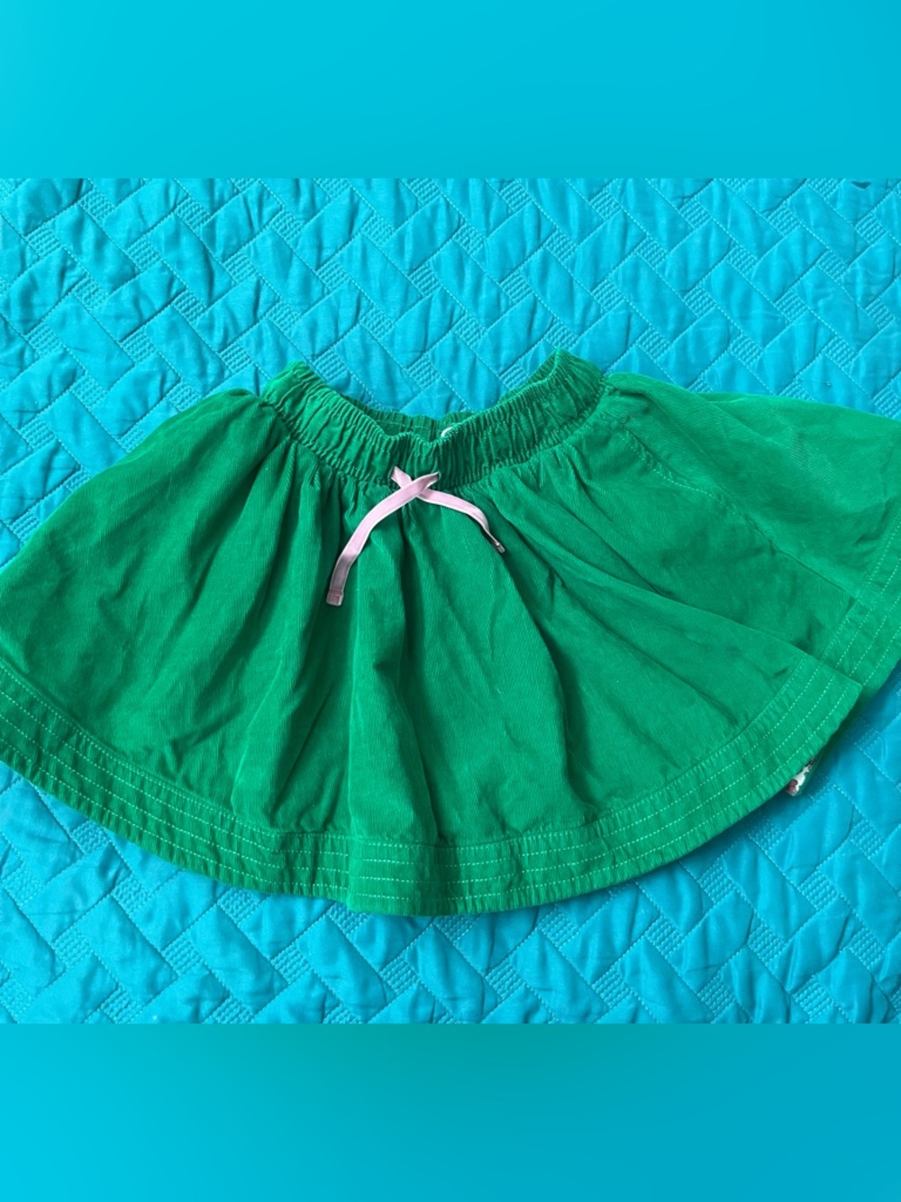 Mini Boden Girls' Green corduroy Skirt 
Size 5-6